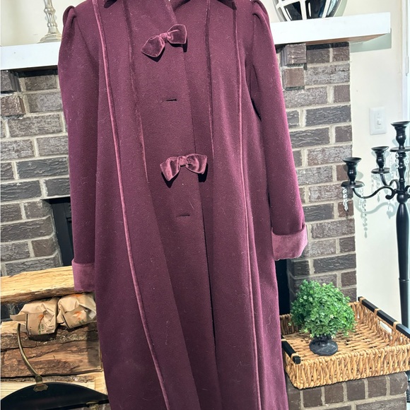 Rothschild Deep Burgundy Coat - Picture 2 of 10